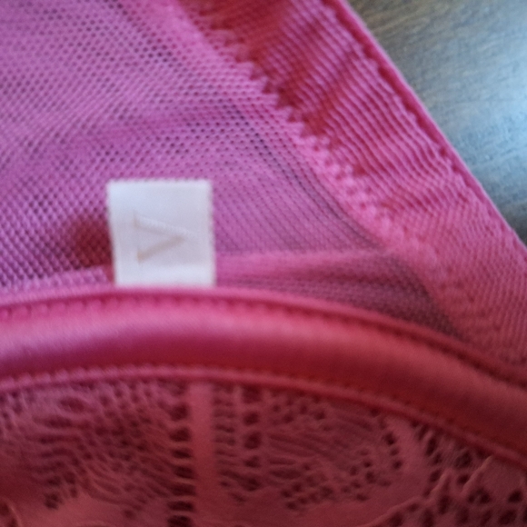 ❤NEW Victoria's Secret 36DD Pink Bra Underwire Lace Demi Adjust to Racerback NWT - Picture 6 of 11